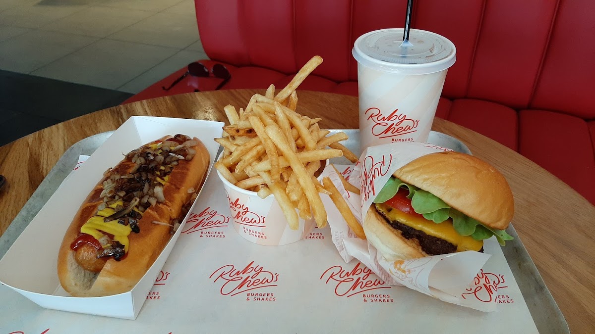 Ruby Chews Burgers & Shakes Photo 7